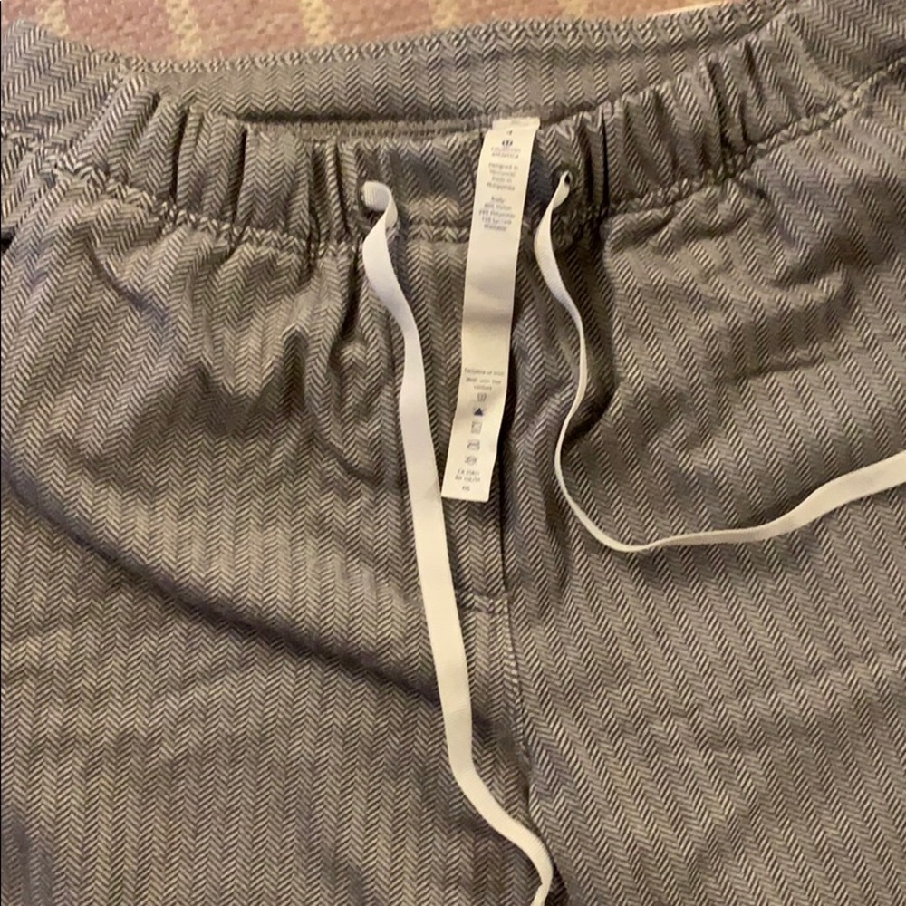 Grey lululemon sweatpants - Picture 1 of 3